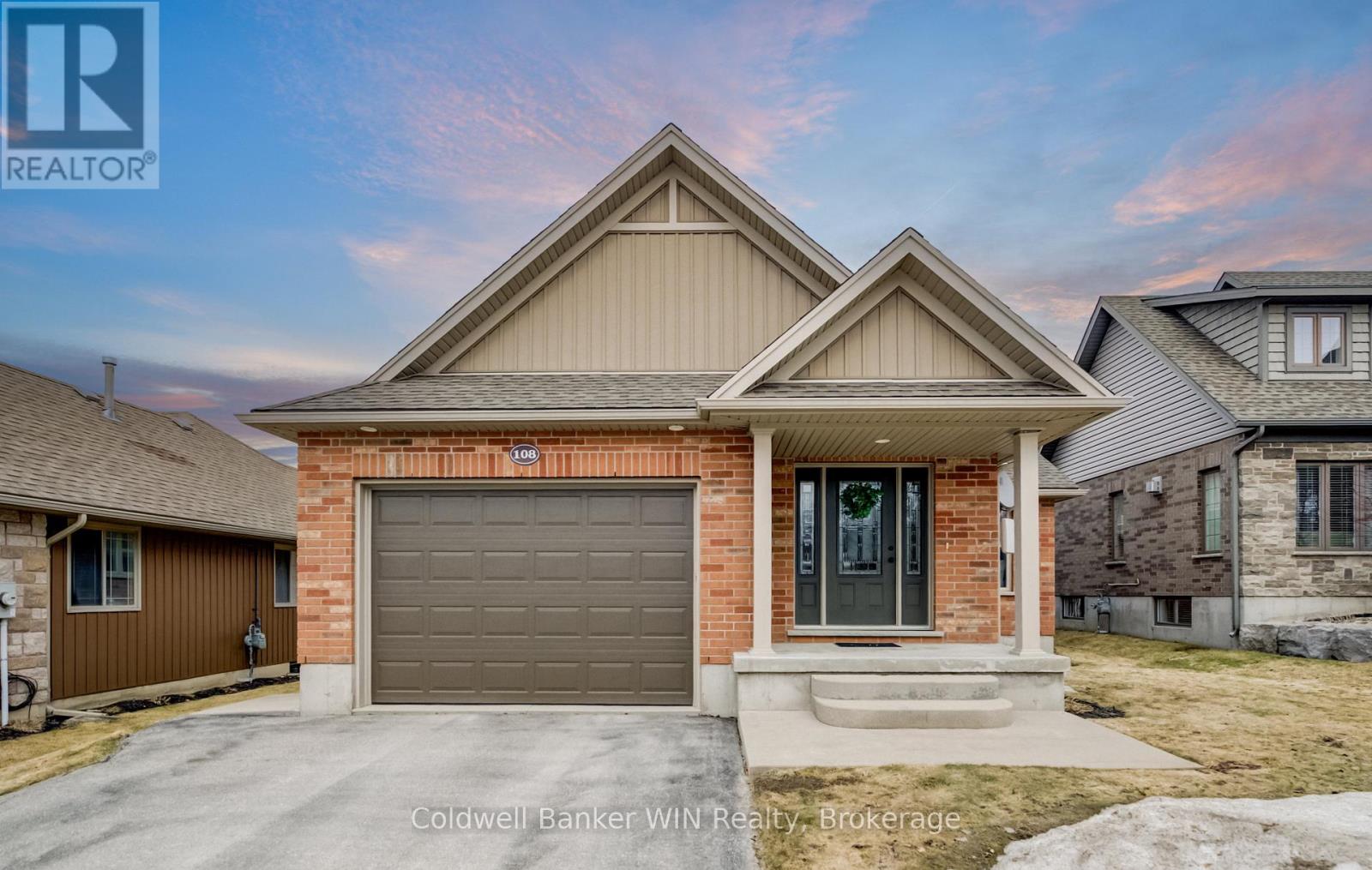 108 RUBY S CRESCENT, Wellington North (Mount Forest)