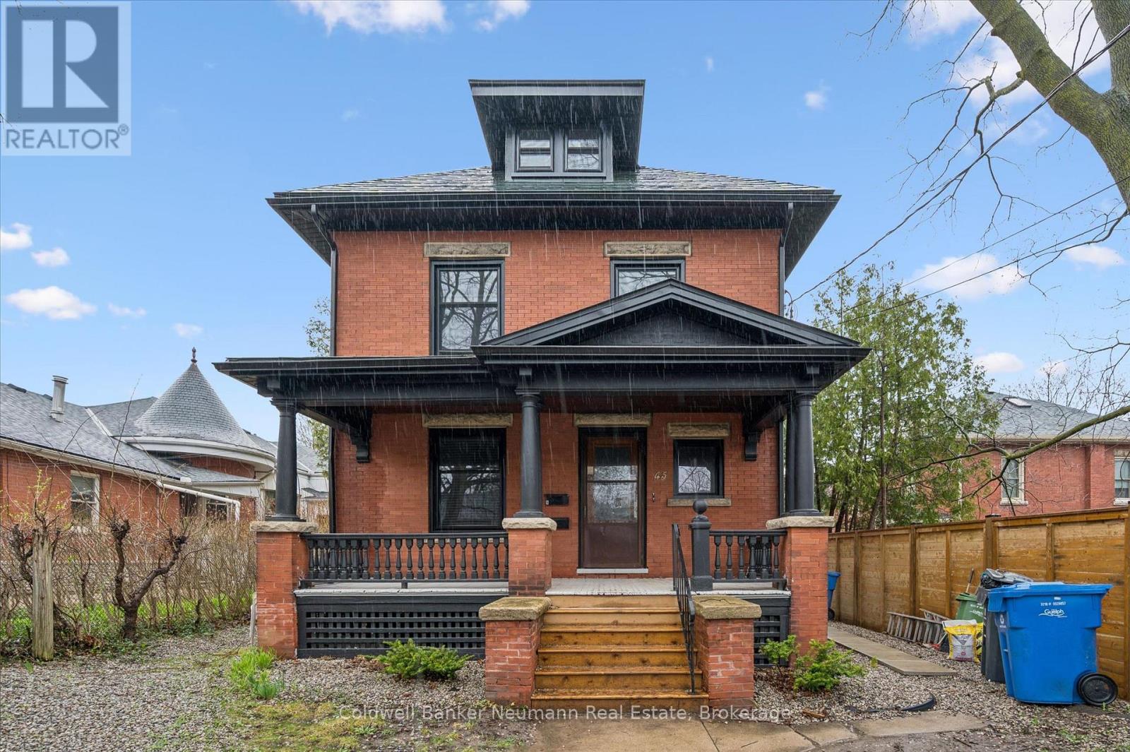 45 PAISLEY STREET, Guelph (Downtown)