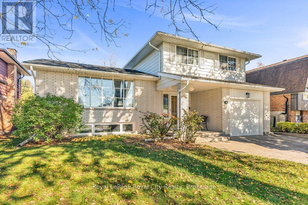 40 KEATS CRESCENT, Guelph (Kortright West)