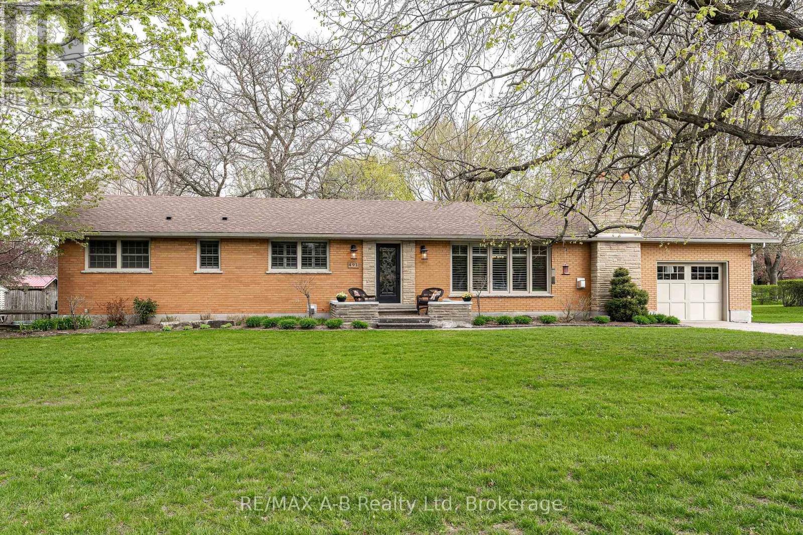 491 ELIZABETH STREET, St. Marys