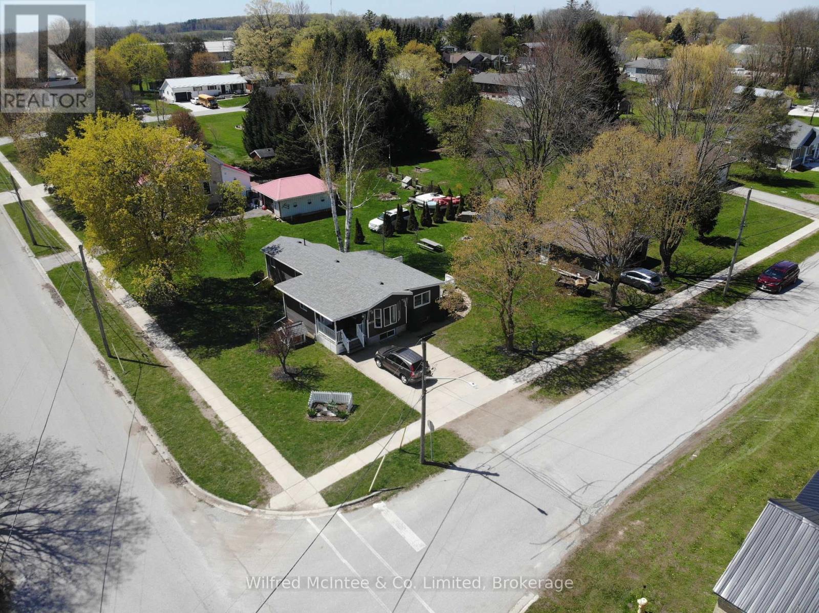 263 MCCONNELL STREET, North Huron (Blyth)