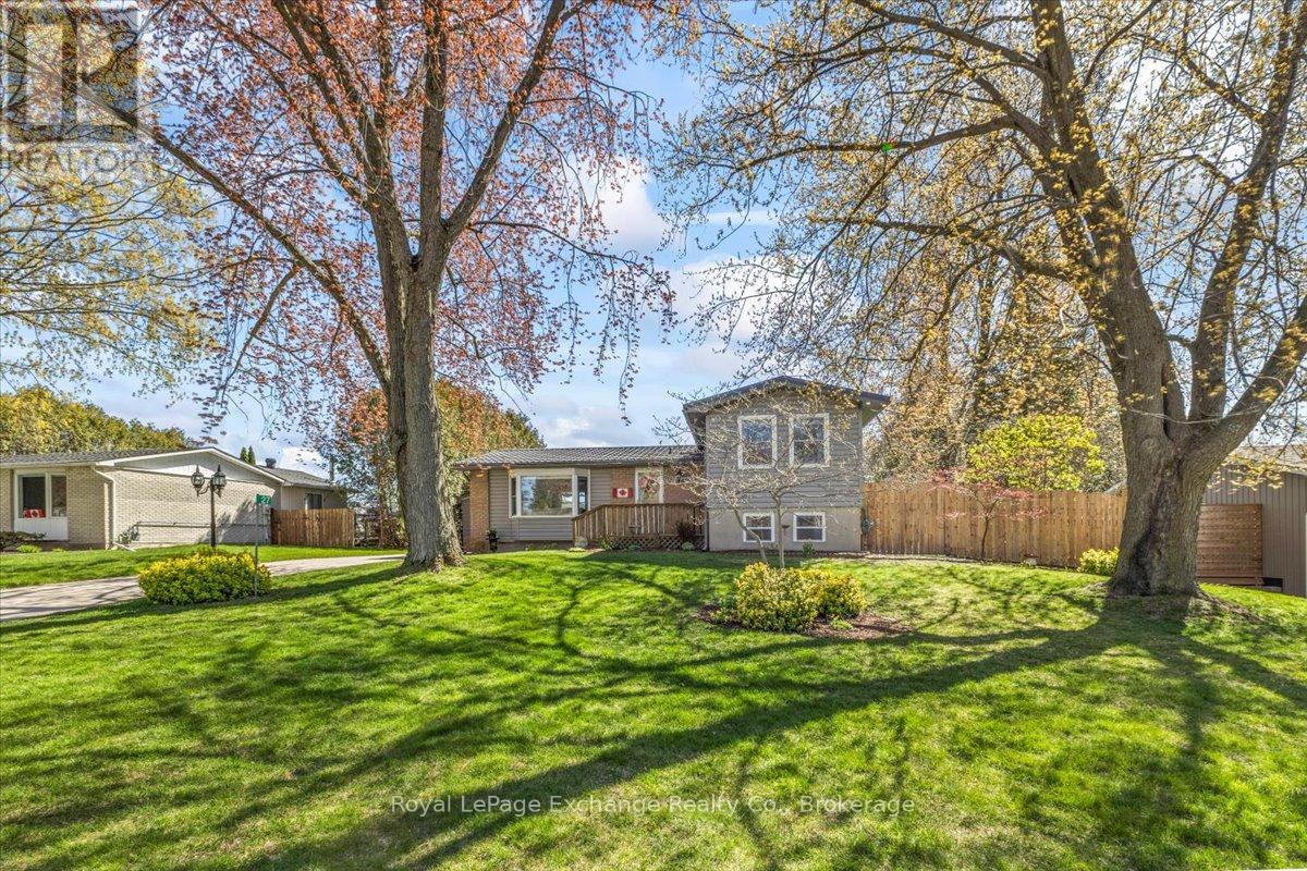 27 INVERLYN CRESCENT S, Kincardine