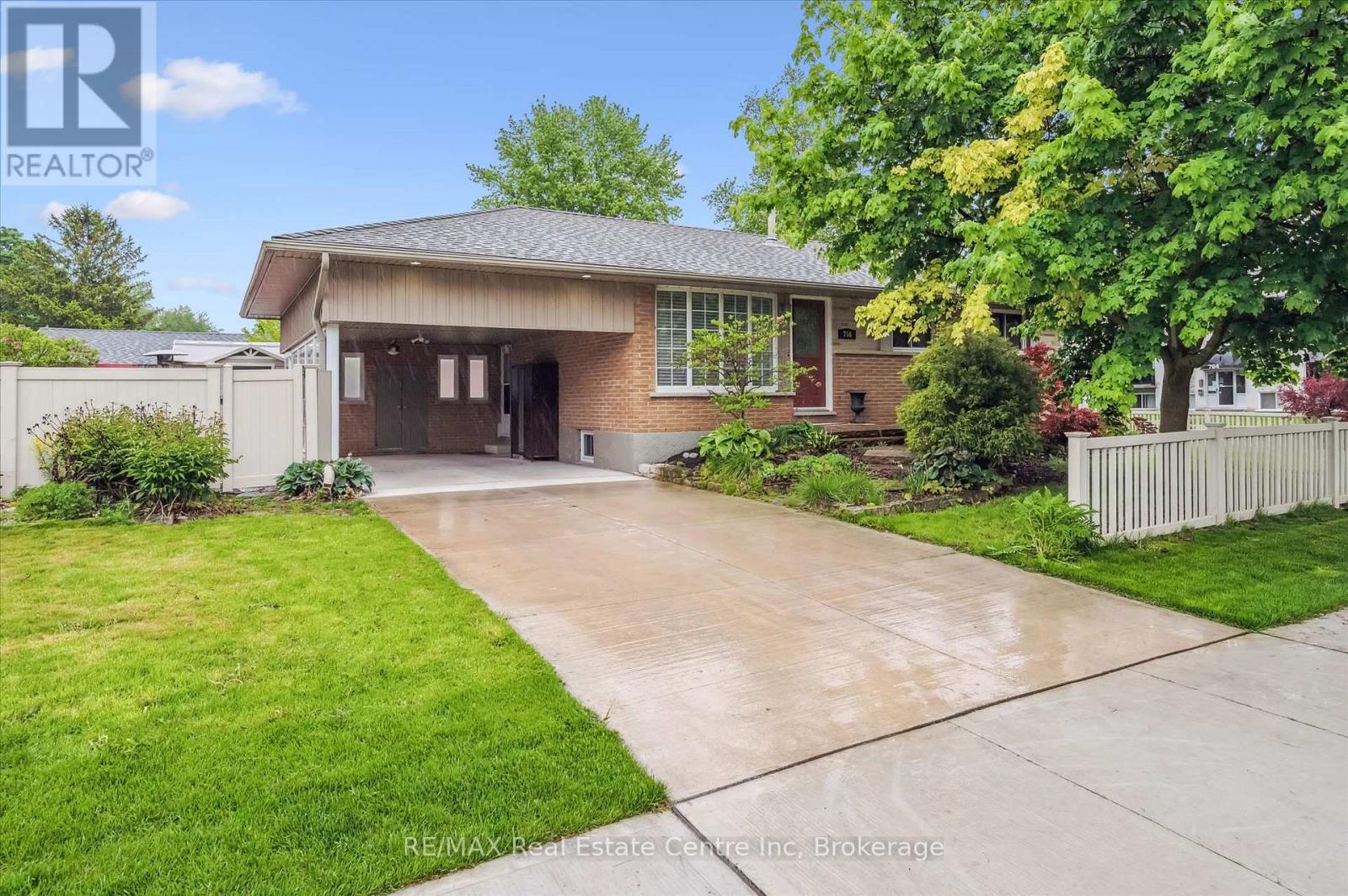 756 CAMBRIDGE STREET, Woodstock (Woodstock - North)