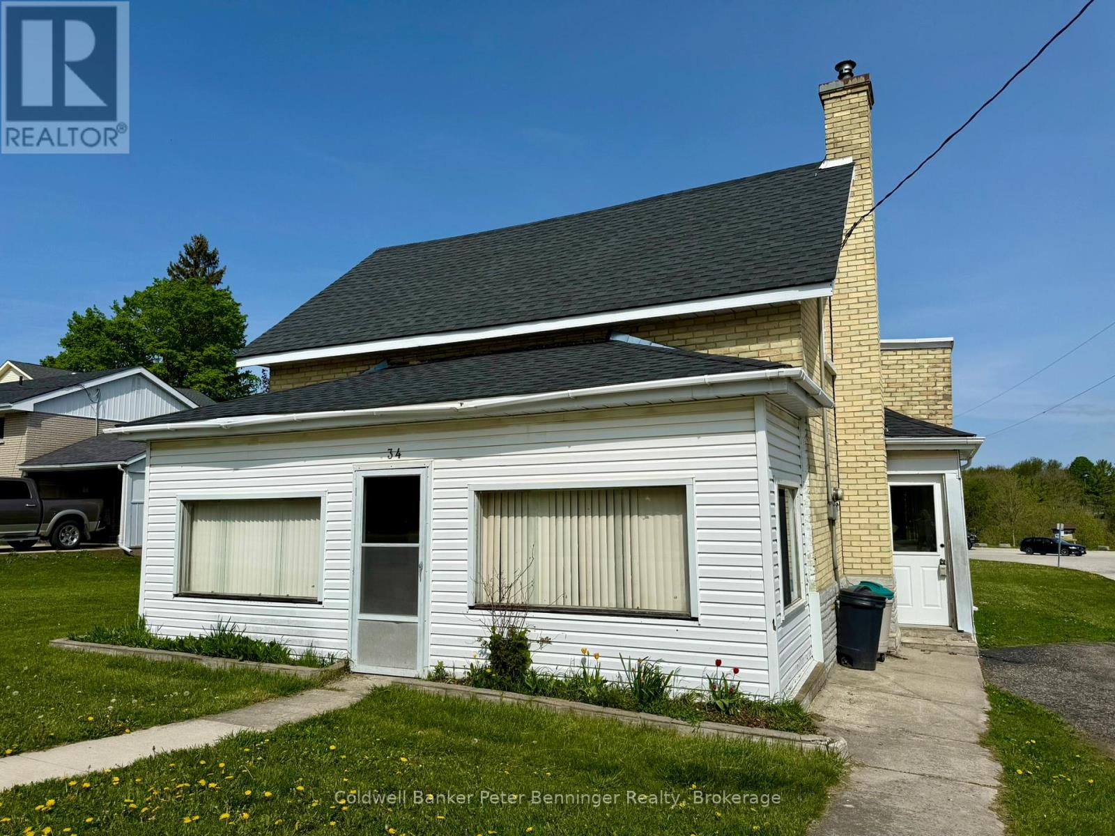 34 MCGIVERN STREET W, Brockton