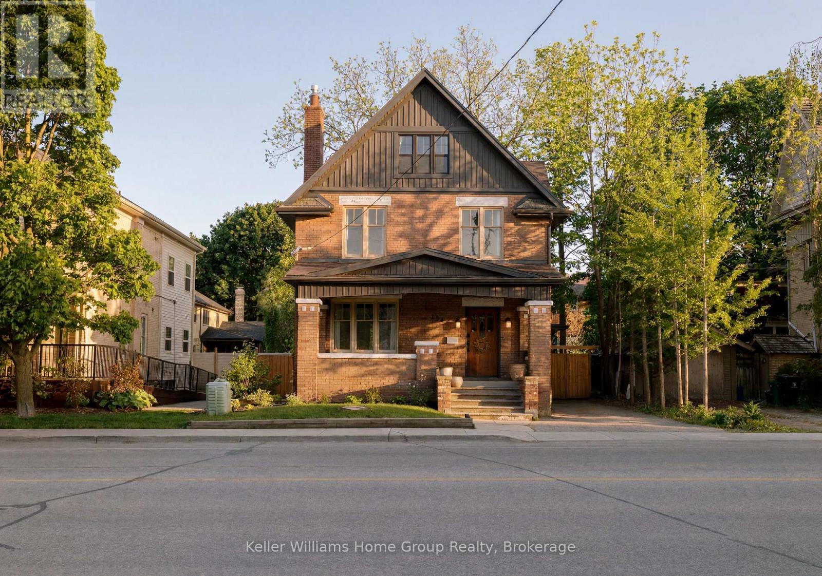 101 PARK STREET, Waterloo
