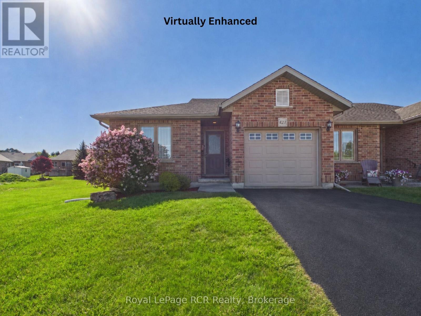 423 CATHERINE STREET, North Huron (Wingham)