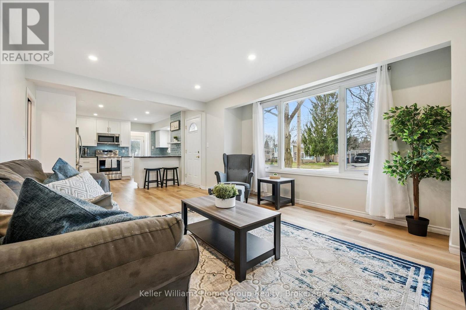 23 HASTINGS BOULEVARD, Guelph (Grange Road)