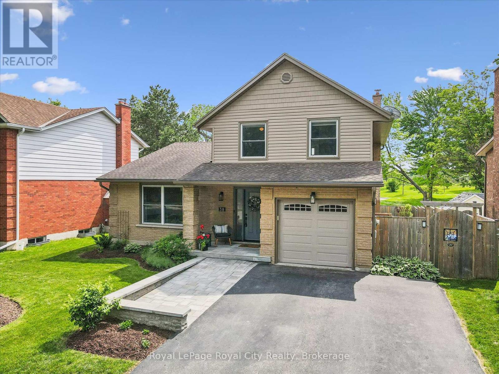 38 SHADYBROOK CRESCENT, Guelph (Kortright West)