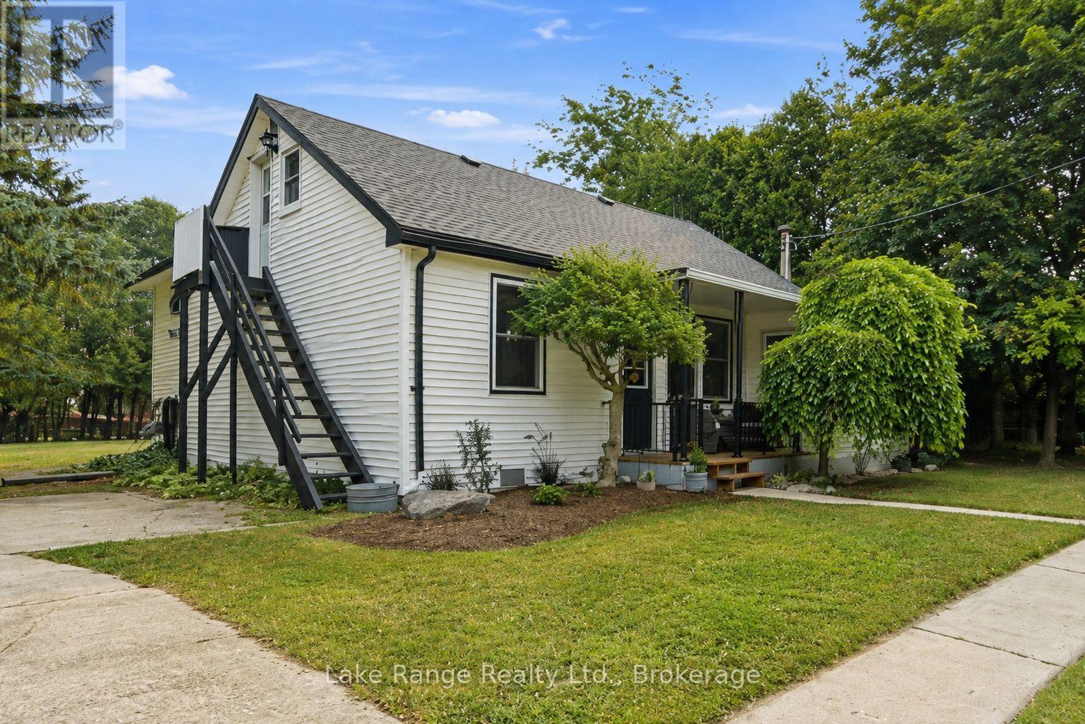 73 QUEEN STREET, Huron-Kinloss