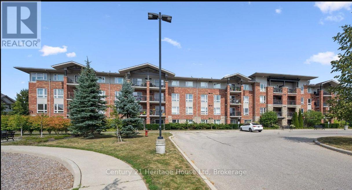 60 LYNNMORE STREET, Guelph (Pineridge/Westminster Woods)