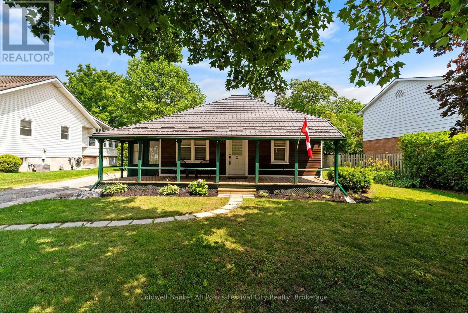 135 ESSEX STREET, Goderich (Goderich (Town))