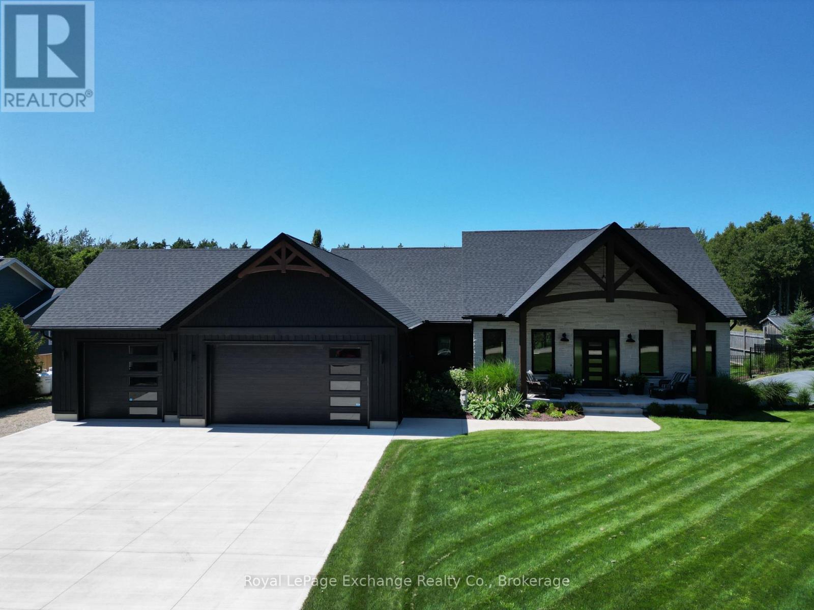 13 ROBBIE LANE, Kincardine