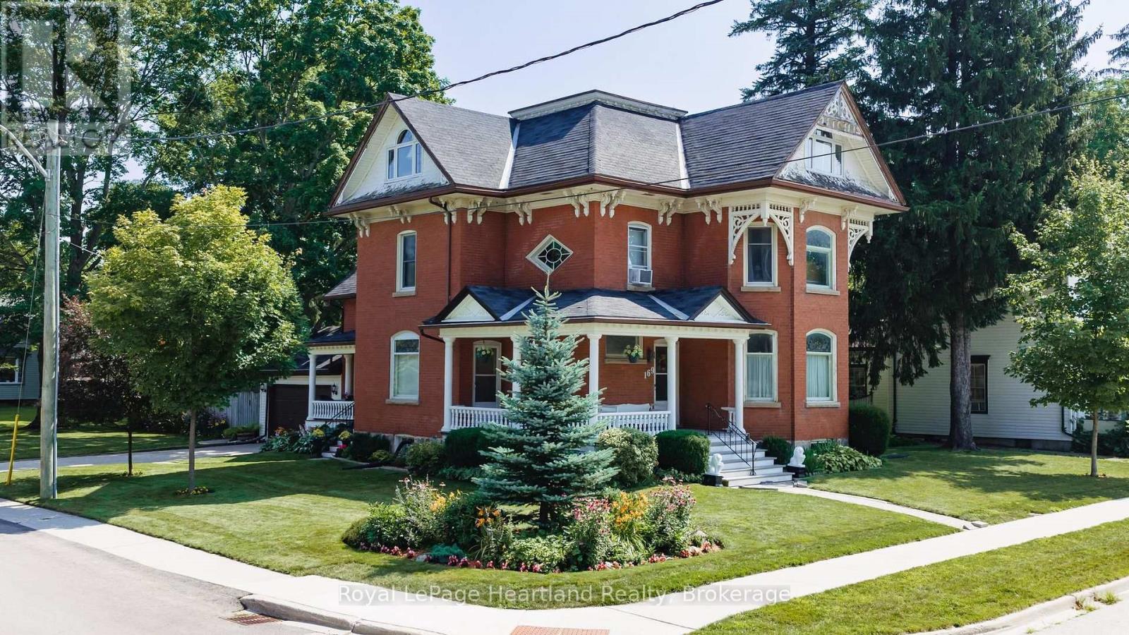 169 ONTARIO STREET, Central Huron (Clinton)