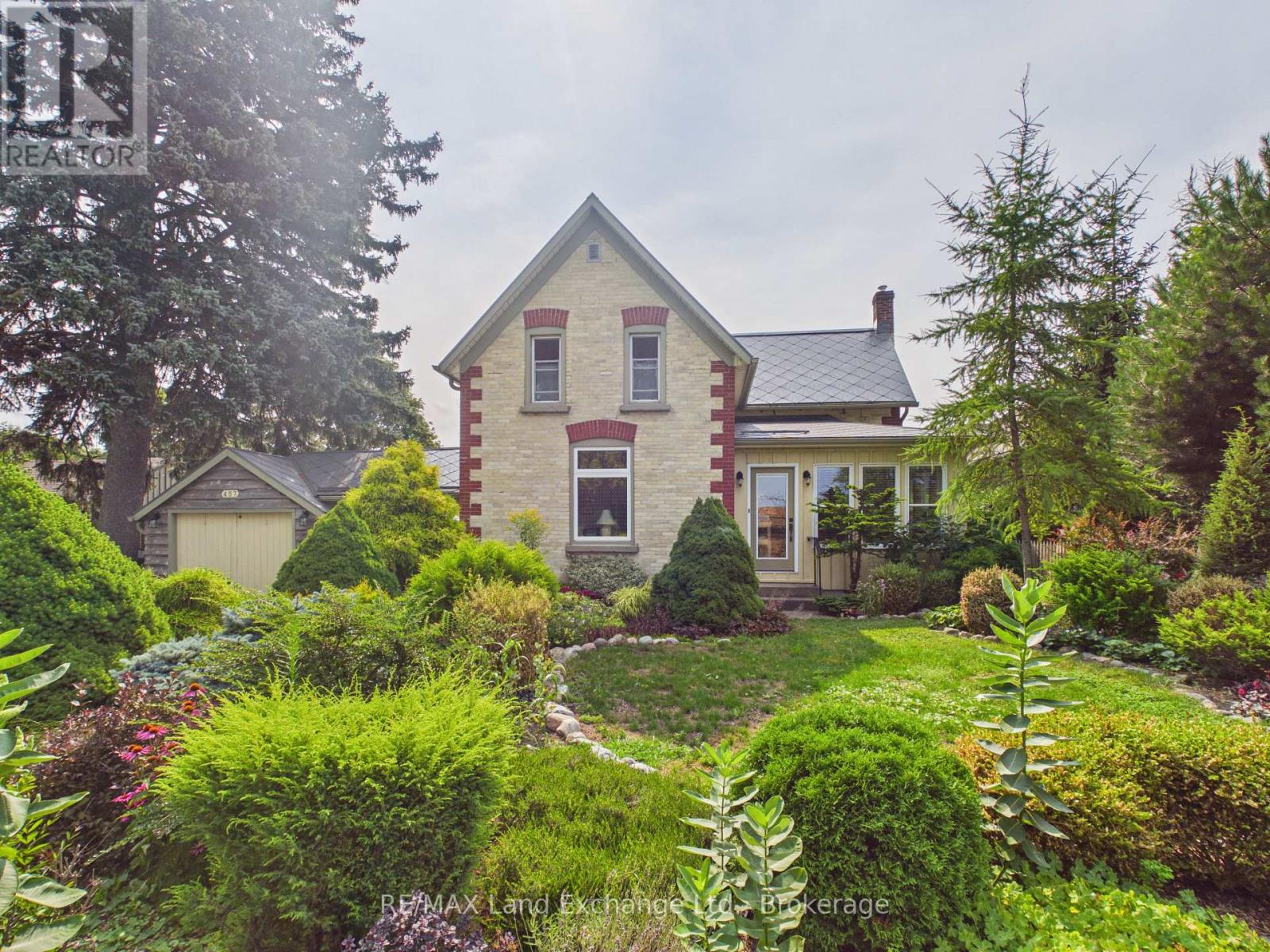 457 PENETANGORE ROW S, Kincardine
