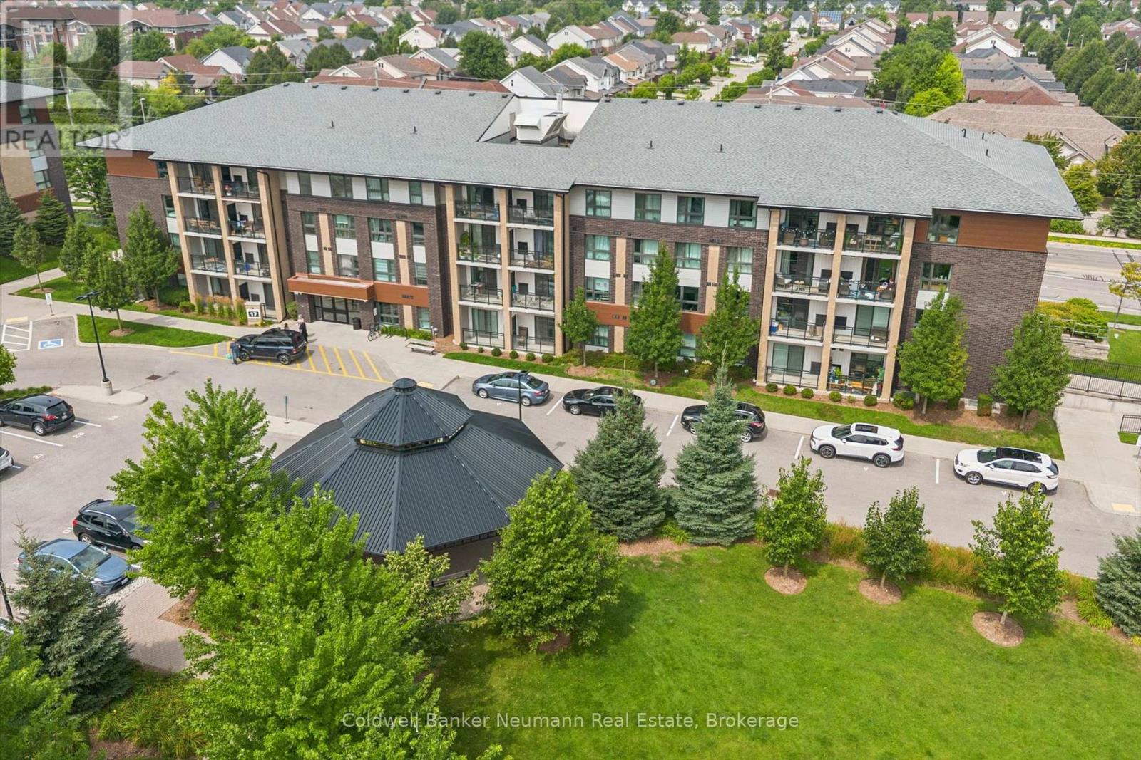 412 - 17 KAY CRESCENT, Guelph (Pineridge/Westminster Woods)