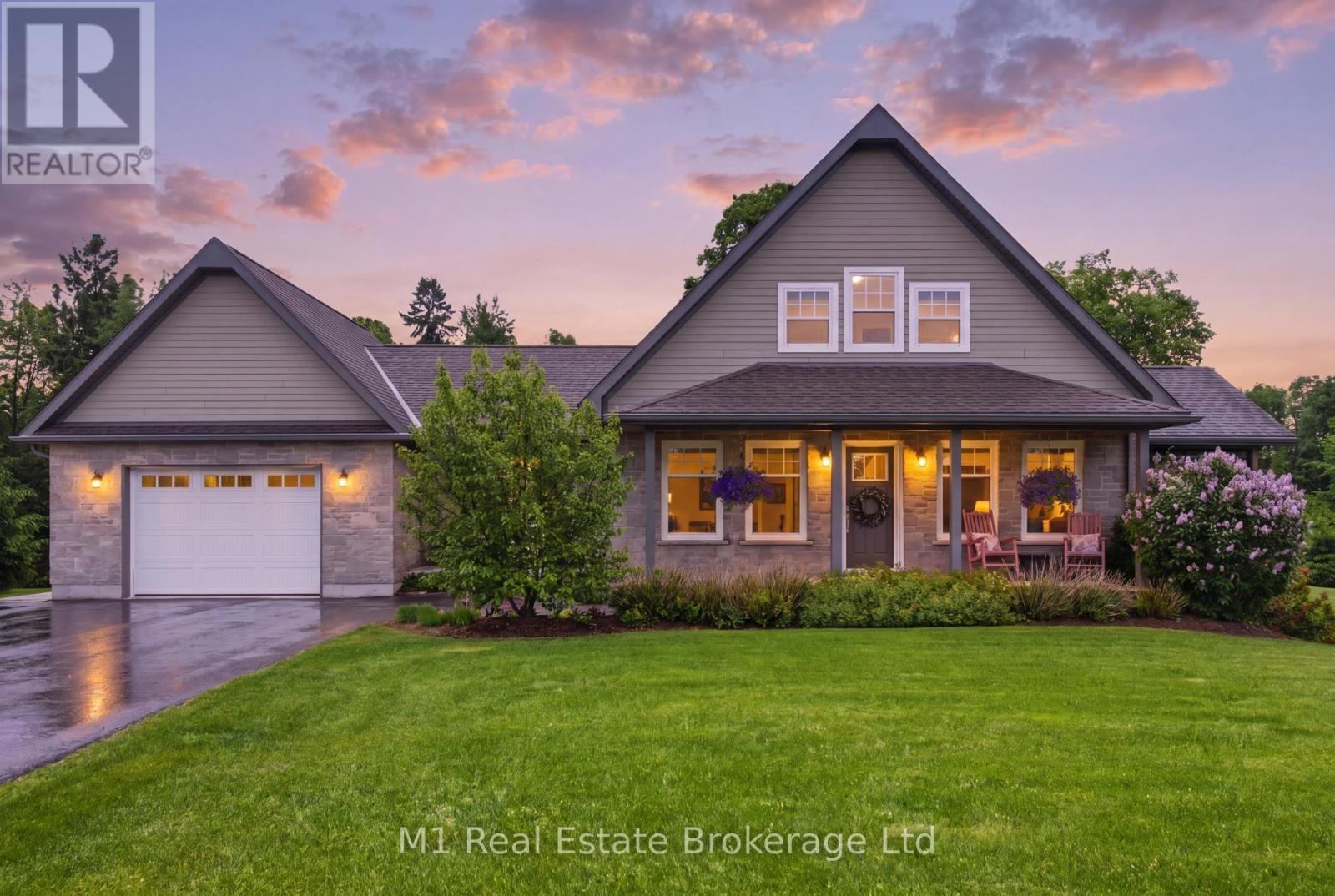 156 HIGHLAND DRIVE, West Grey