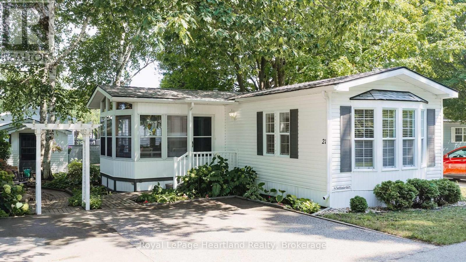28 IROQUOIS LANE, Ashfield-Colborne-Wawanosh (Colborne)