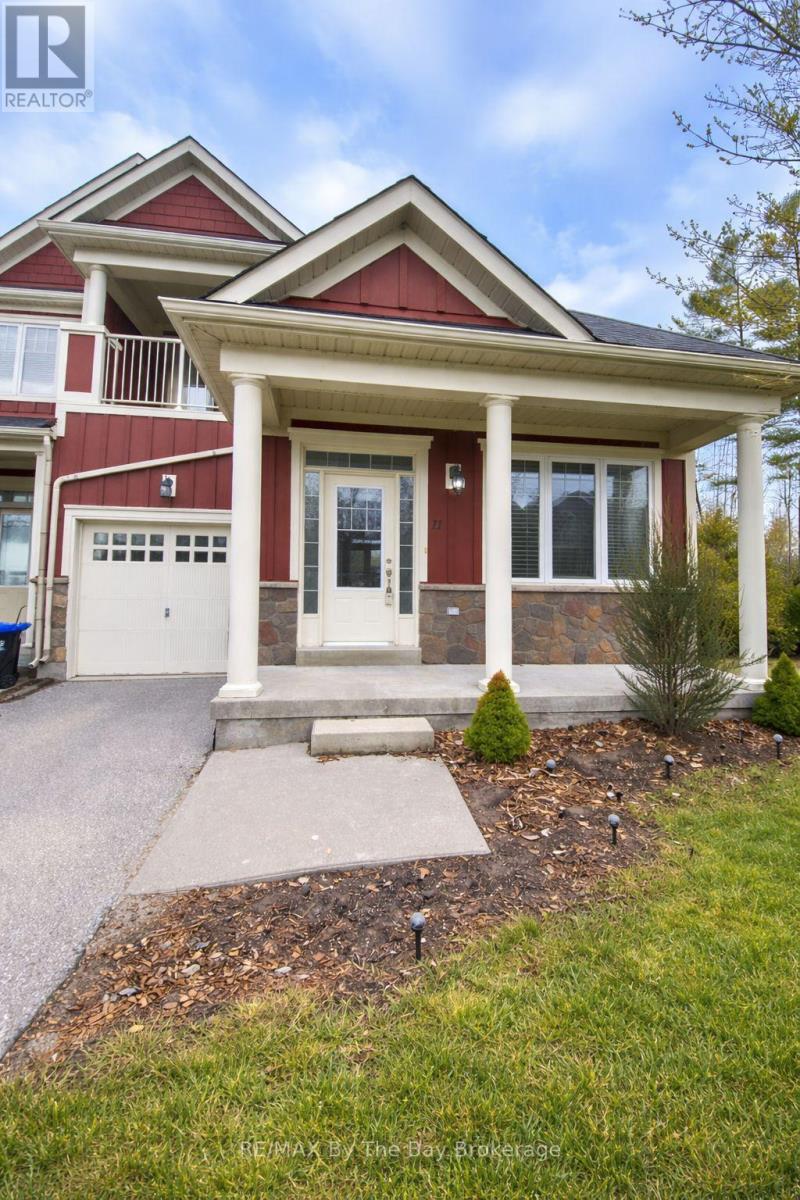 11 SAVANNAH CRESCENT, Wasaga Beach