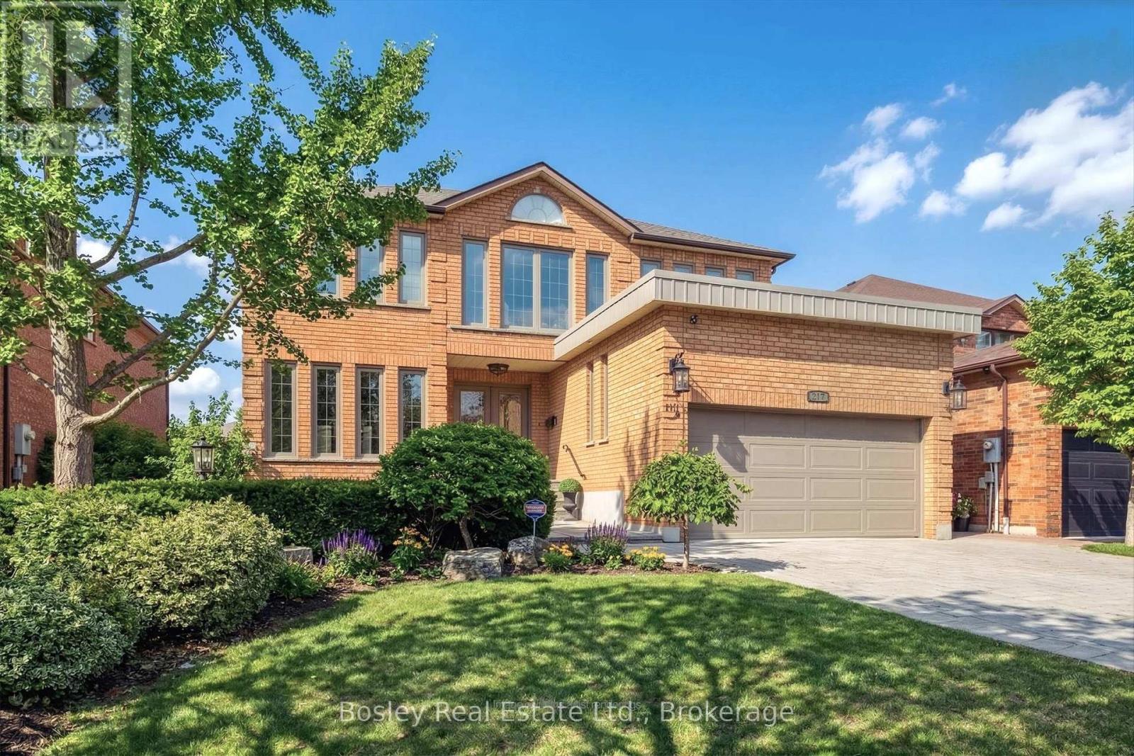 1217 SUGAR MAPLE COURT, Mississauga (Rathwood)