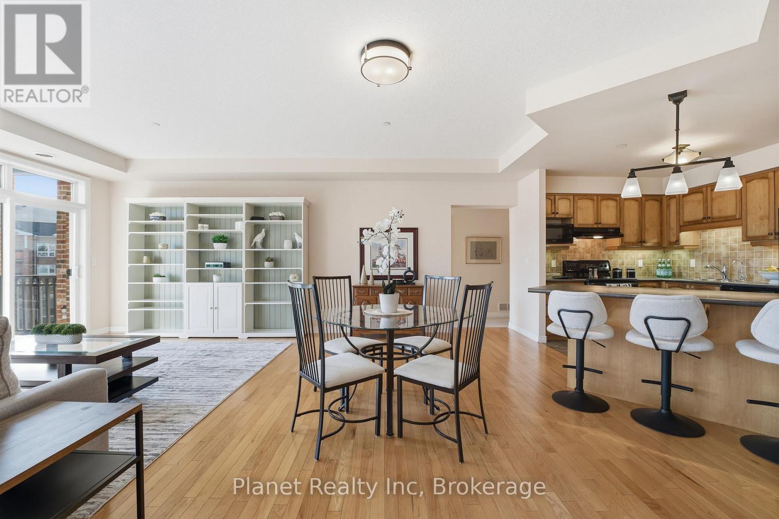 301 - 65 BAYBERRY DRIVE, Guelph (Village By The Arboretum)