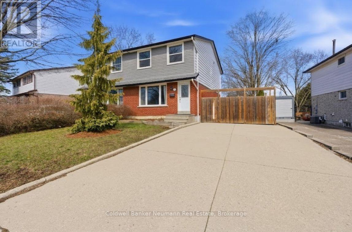 28 CHARTWELL CRESCENT, Guelph (Dovercliffe Park/Old University)