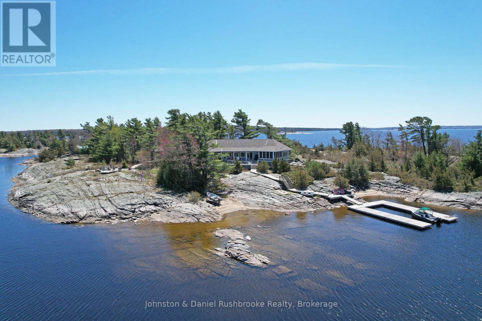 2 ISLAND 1210, Georgian Bay (Baxter)