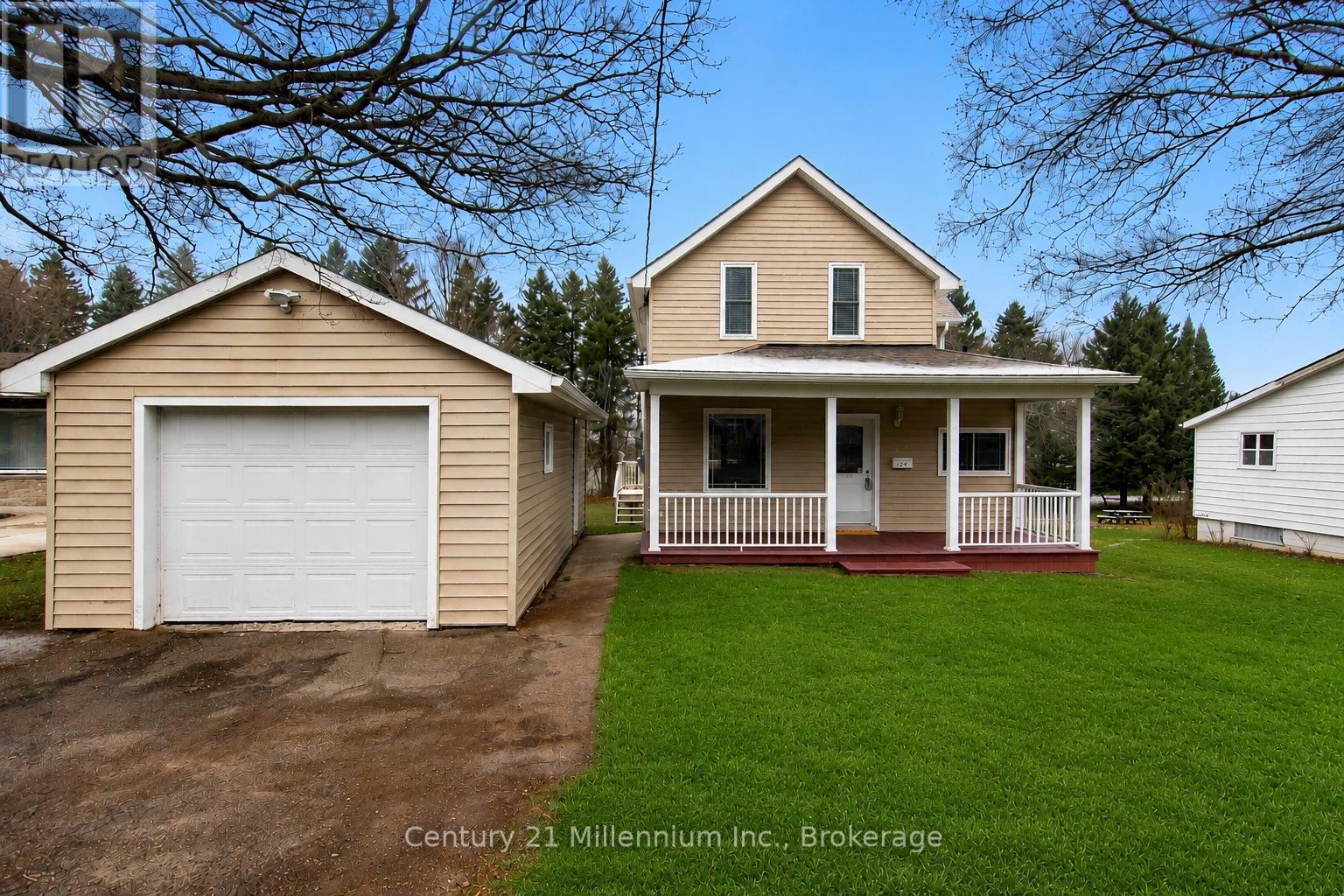 124 LORNE STREET, Grey Highlands