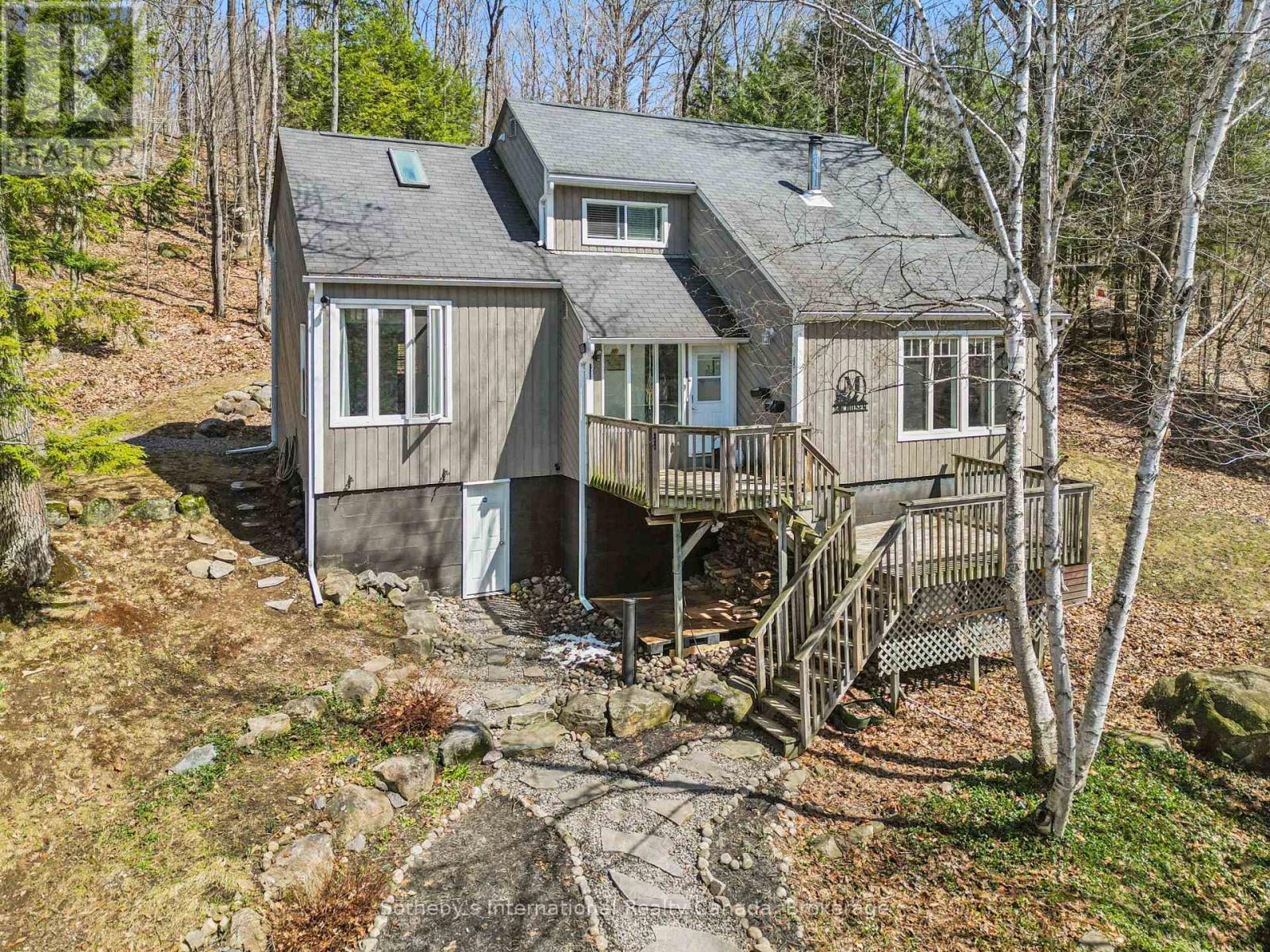 1037 FOREMAN ROAD, Muskoka Lakes (Medora)