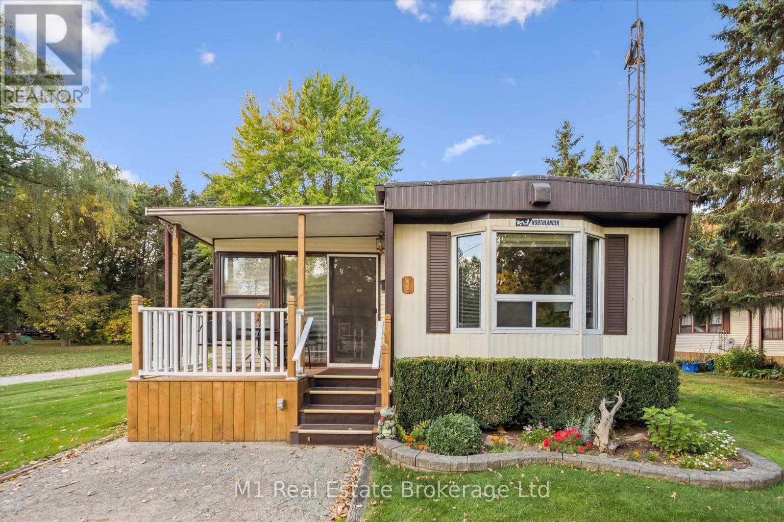 1 GRAND VISTA DRIVE, Wellington North (Mount Forest)
