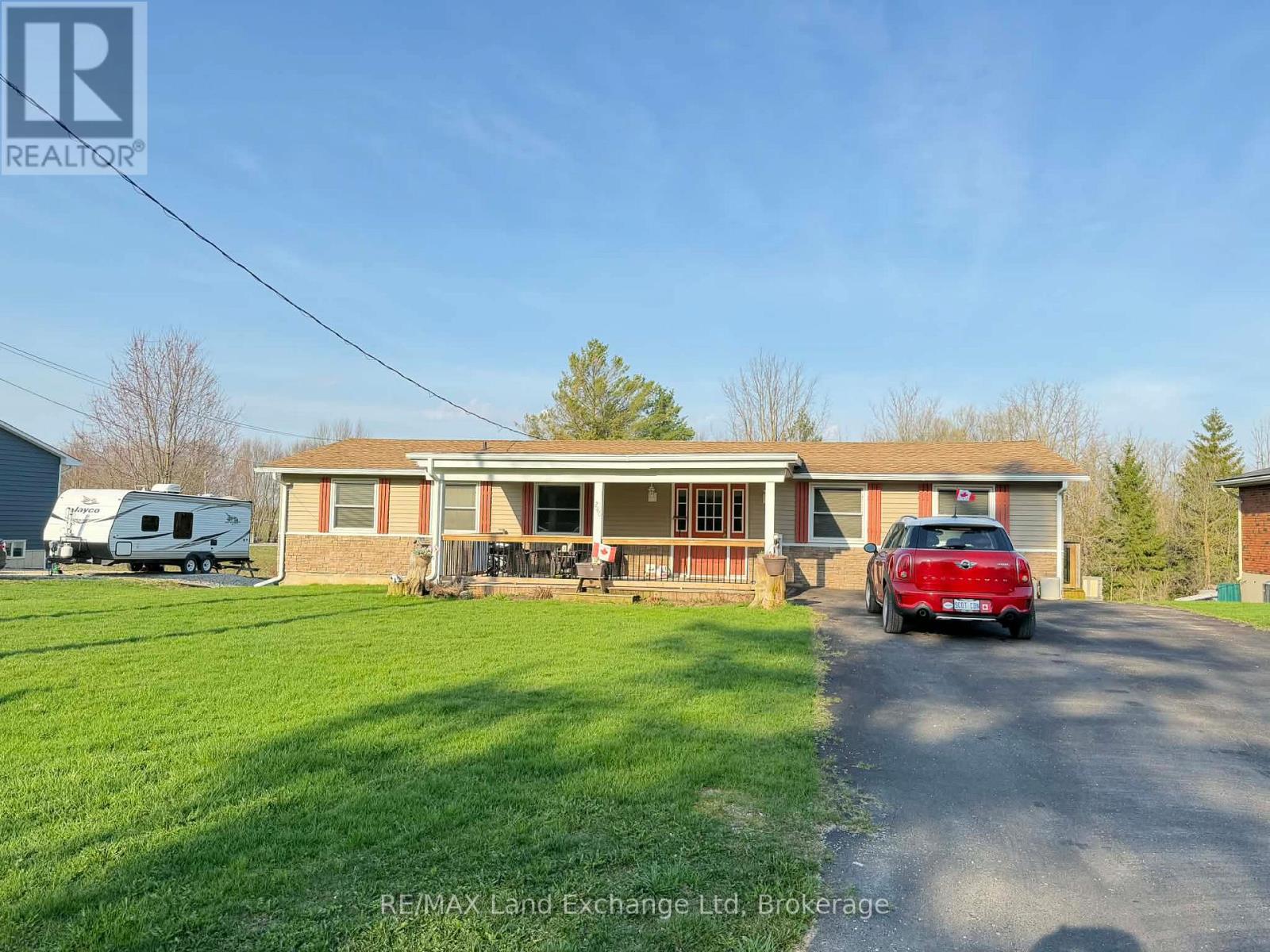246 DIAGONAL ROAD, North Huron (Wingham)