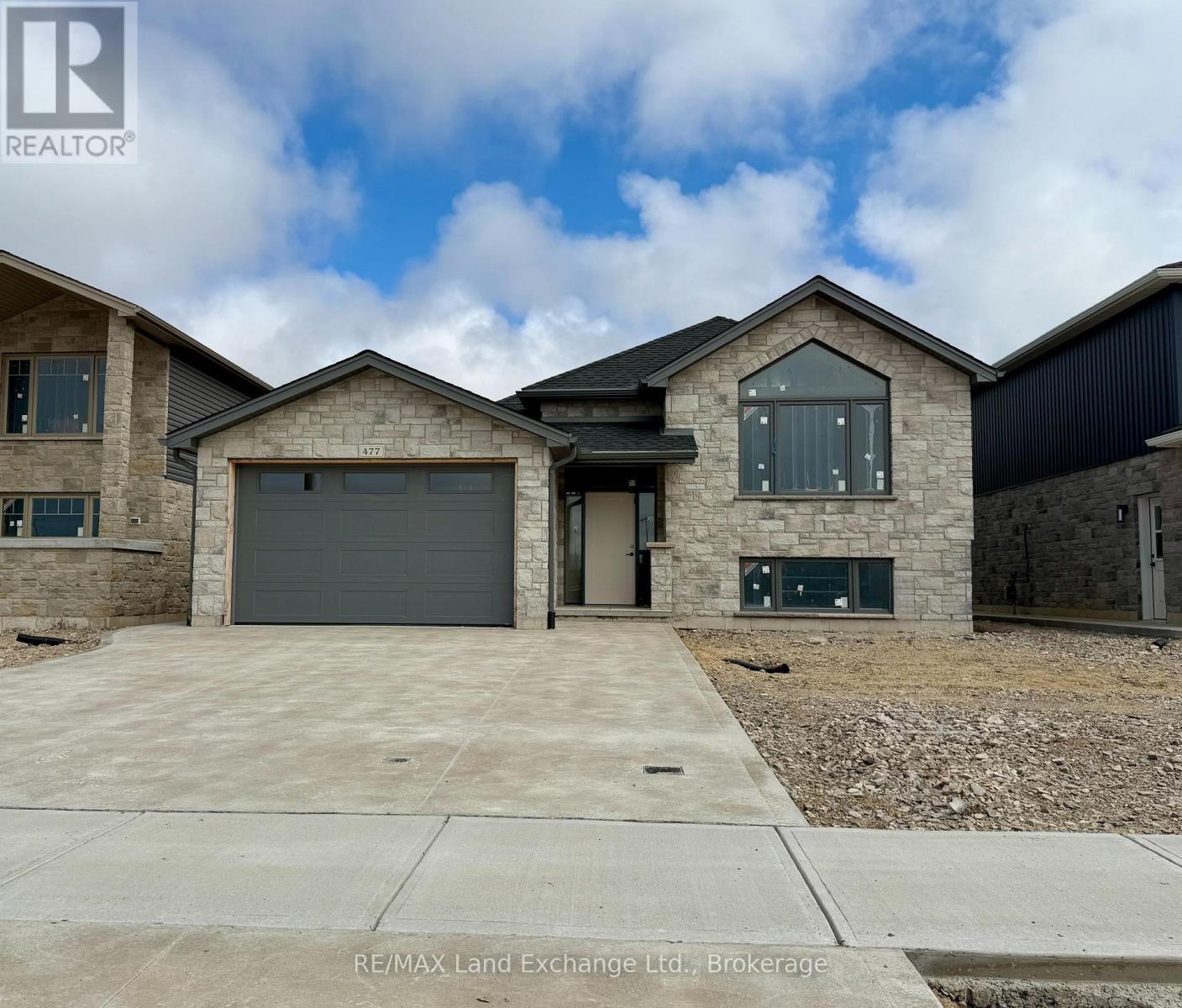 477 NORTHPORT DRIVE, Saugeen Shores
