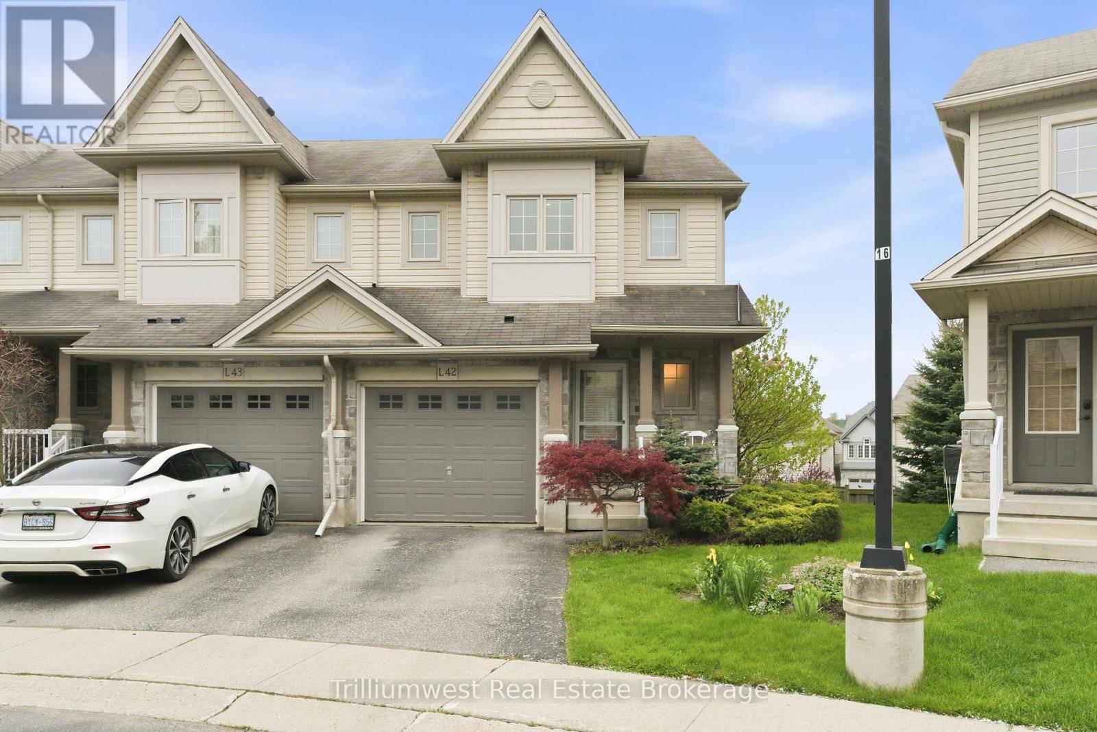 L42 - 7 UPPER MERCER STREET, Kitchener