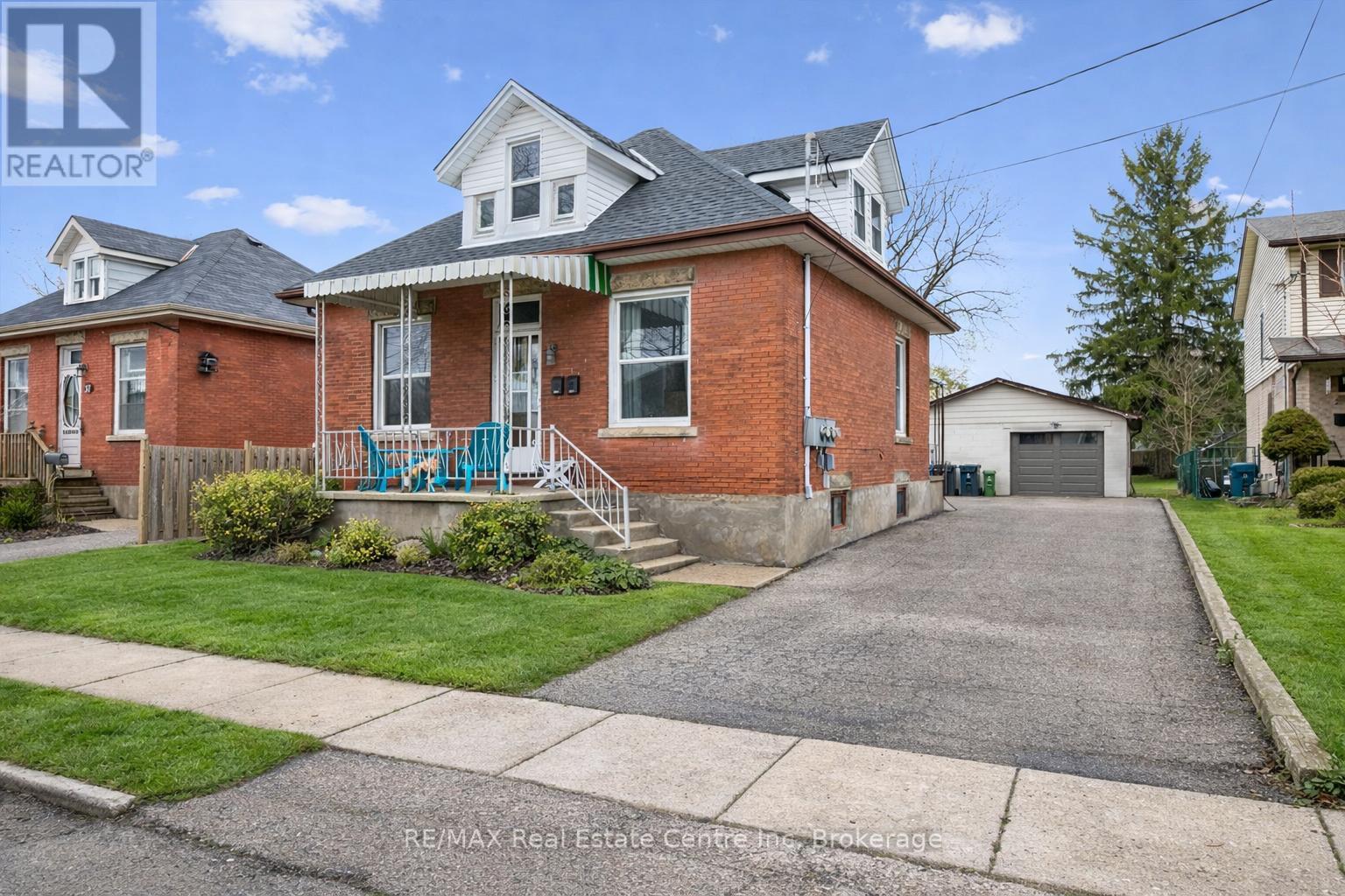 29 CRIMEA STREET, Guelph (Junction/Onward Willow)