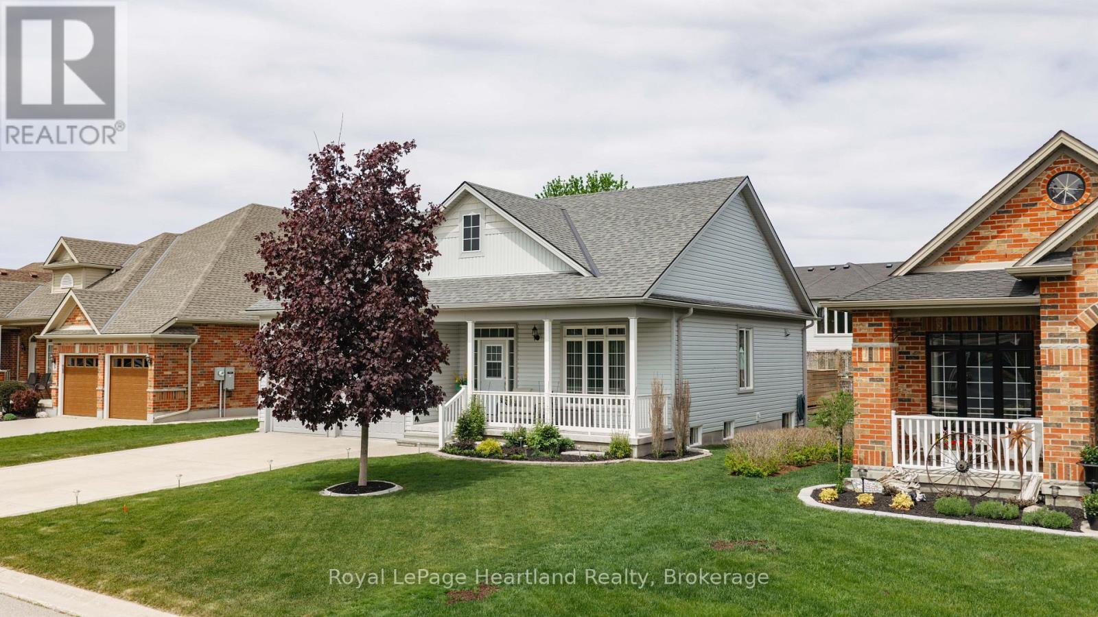 36 STORNOWAY CRESCENT, Huron East (Egmondville)