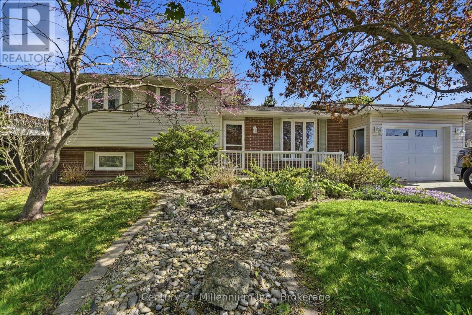 553 SCOTT STREET, Kincardine