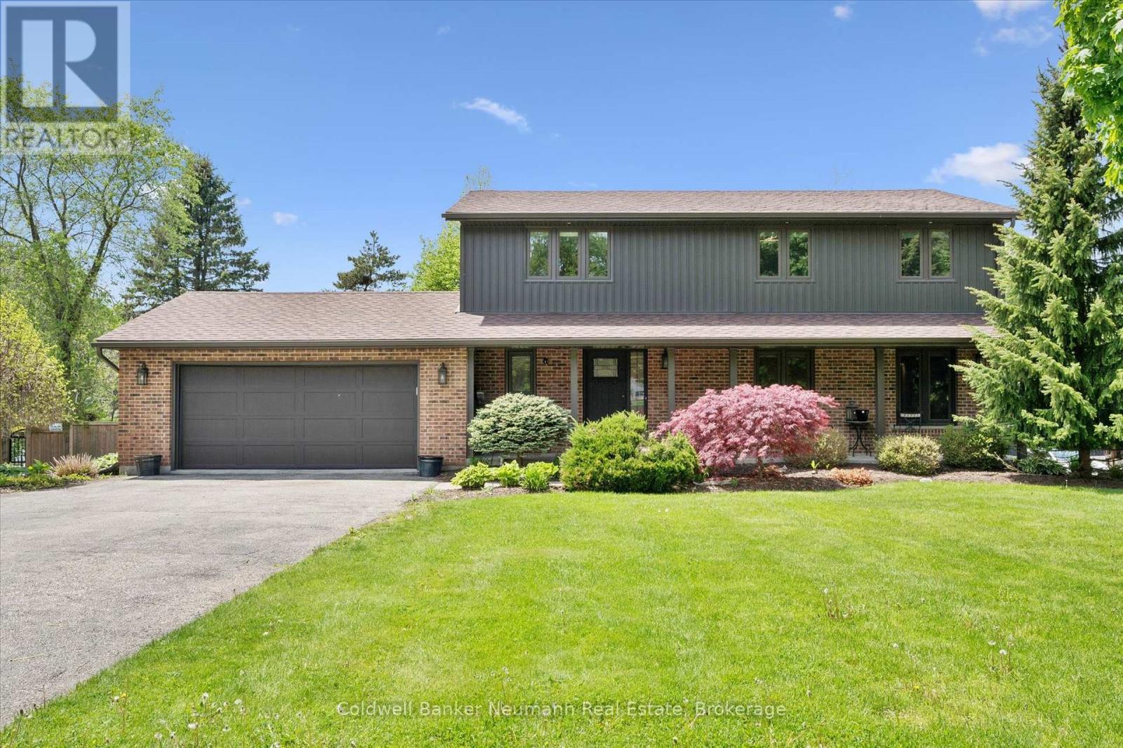 1564 MANNHEIM ROAD, Wilmot
