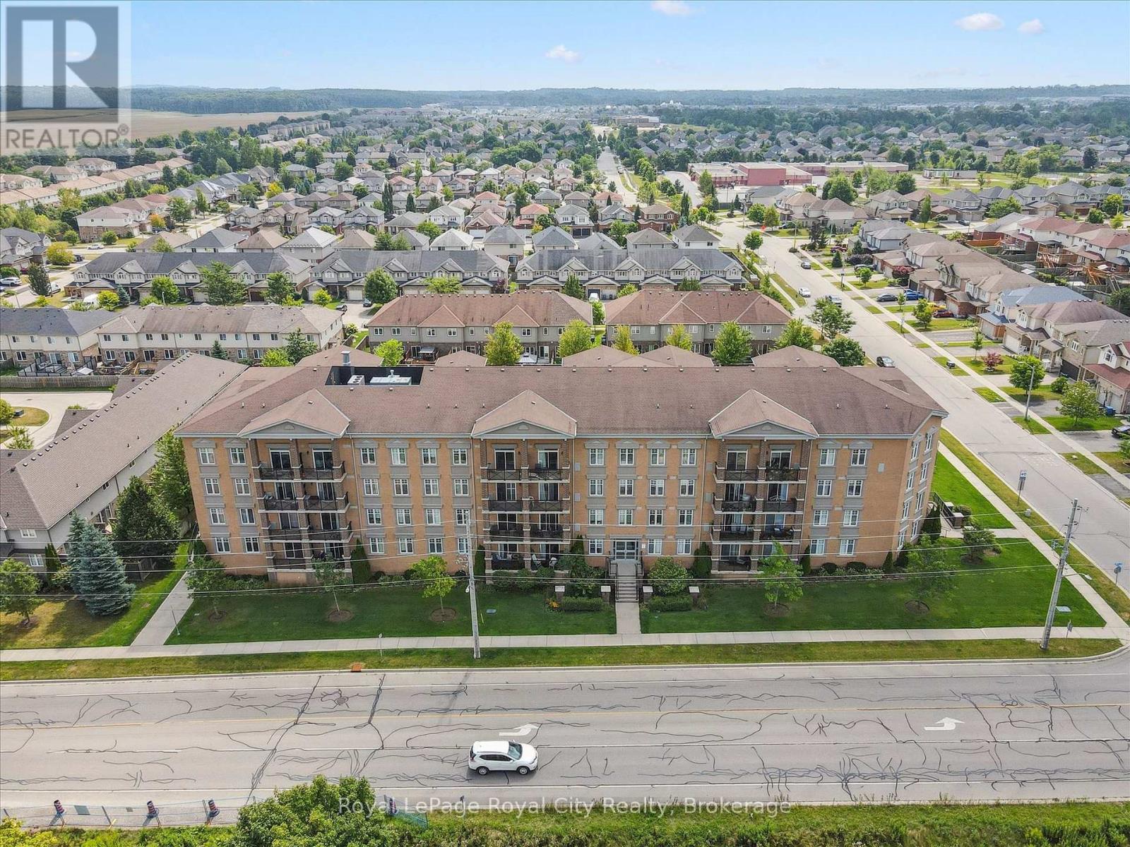 403 - 2 COLONIAL DRIVE, Guelph (Pineridge/Westminster Woods)