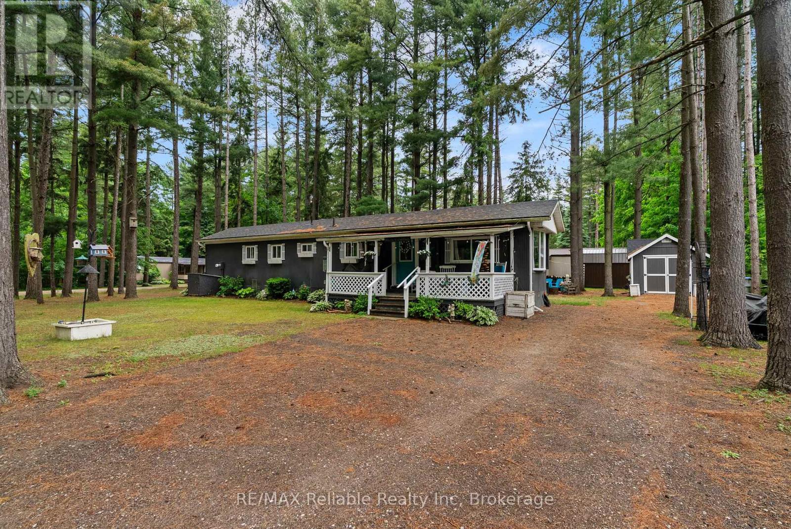 401 SUGAR MAPLE DRIVE, Central Huron (Goderich)