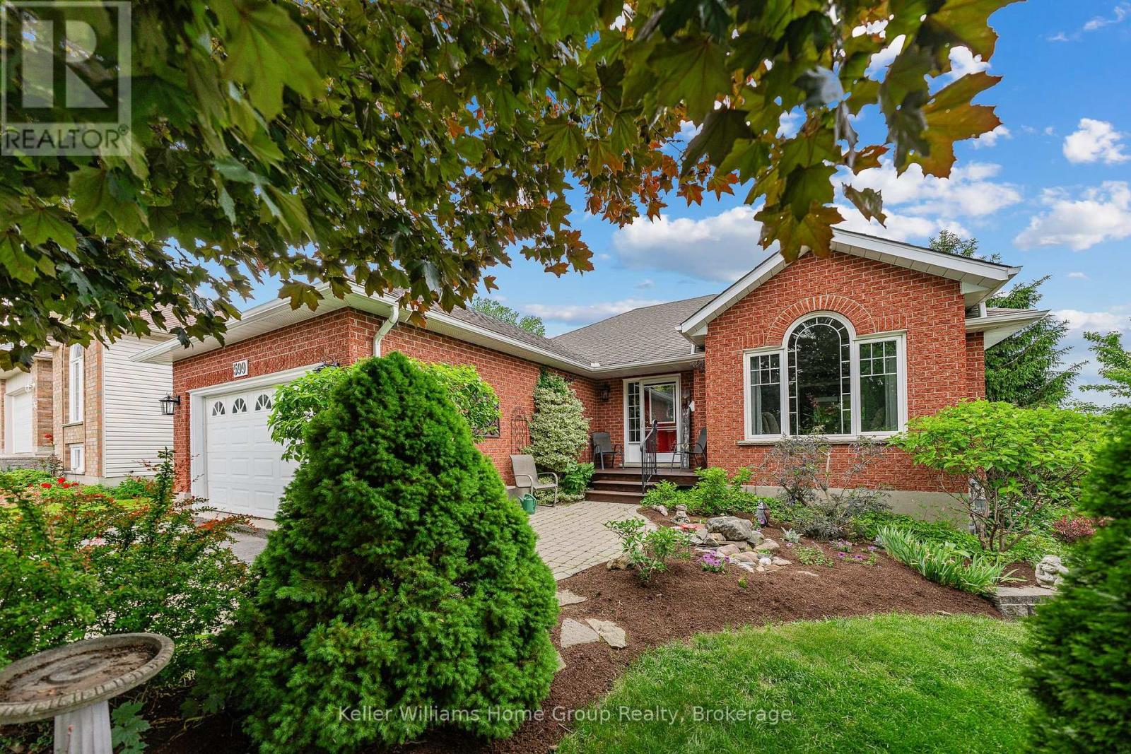 599 HARVEY STREET, Centre Wellington (Fergus)
