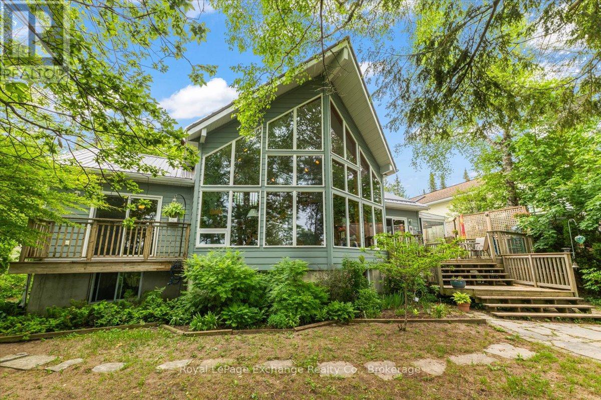 803 VICTORIA ROAD, Huron-Kinloss