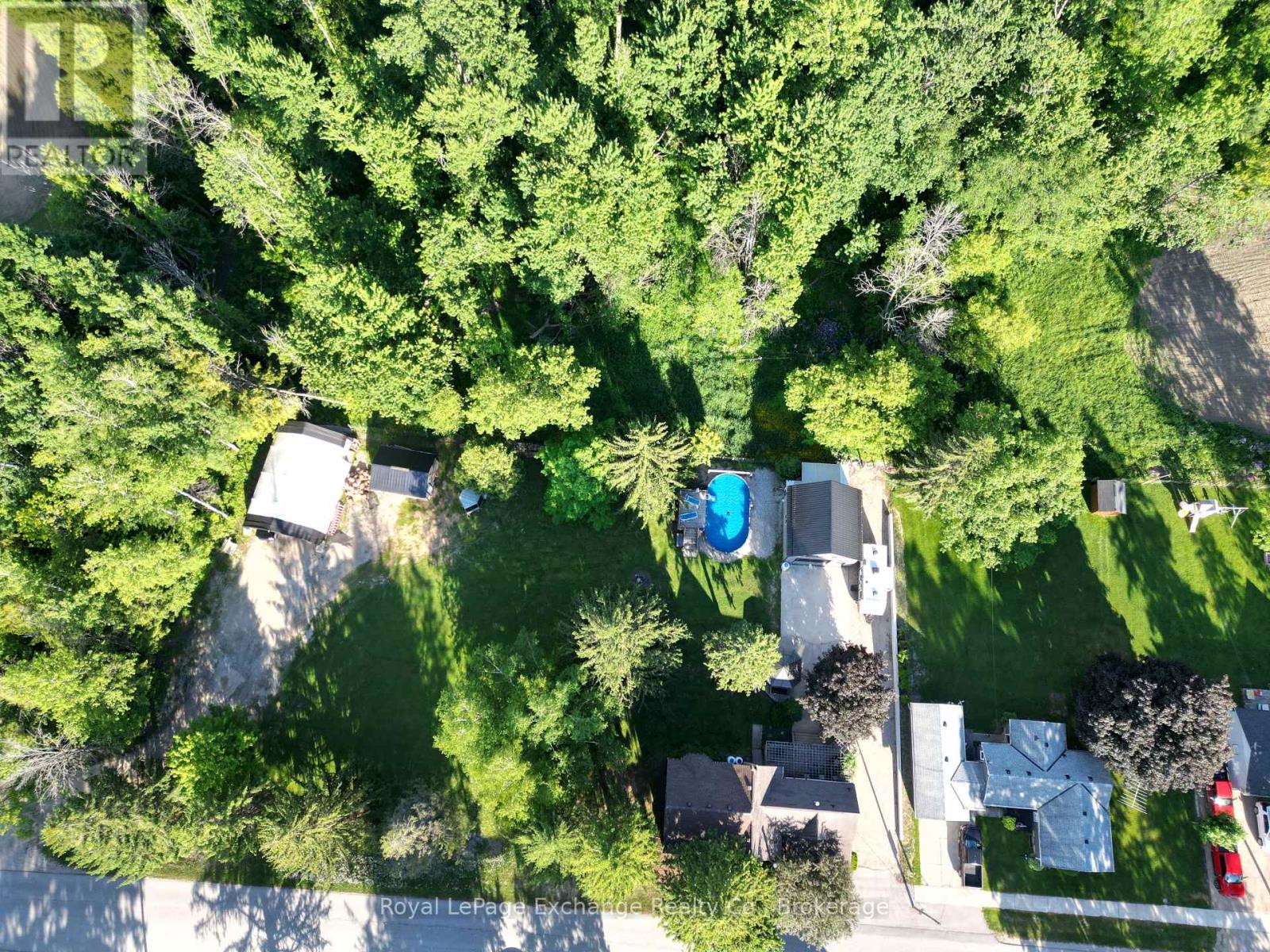 38 WHITECHURCH STREET, Huron-Kinloss