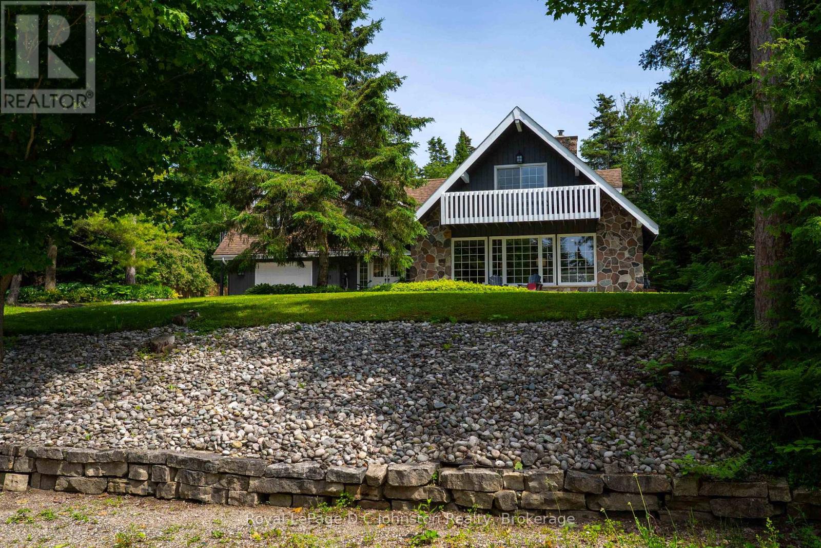 471 ECKFORD AVENUE, Saugeen Shores