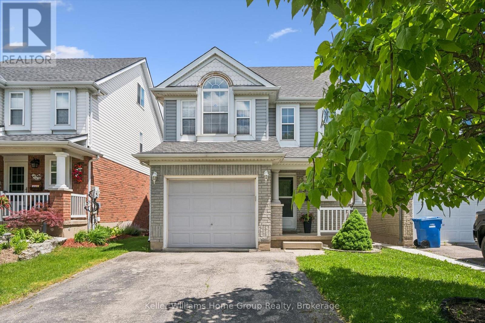 5 LAW DRIVE, Guelph (Grange Road)