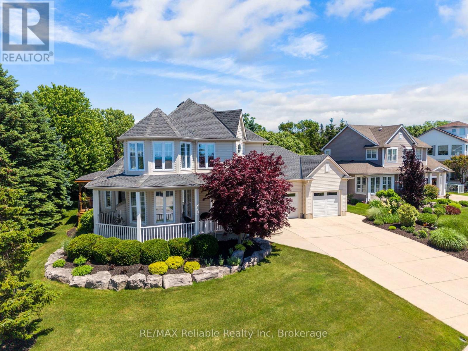 11 HARBOUR COURT, Bluewater (Bayfield)
