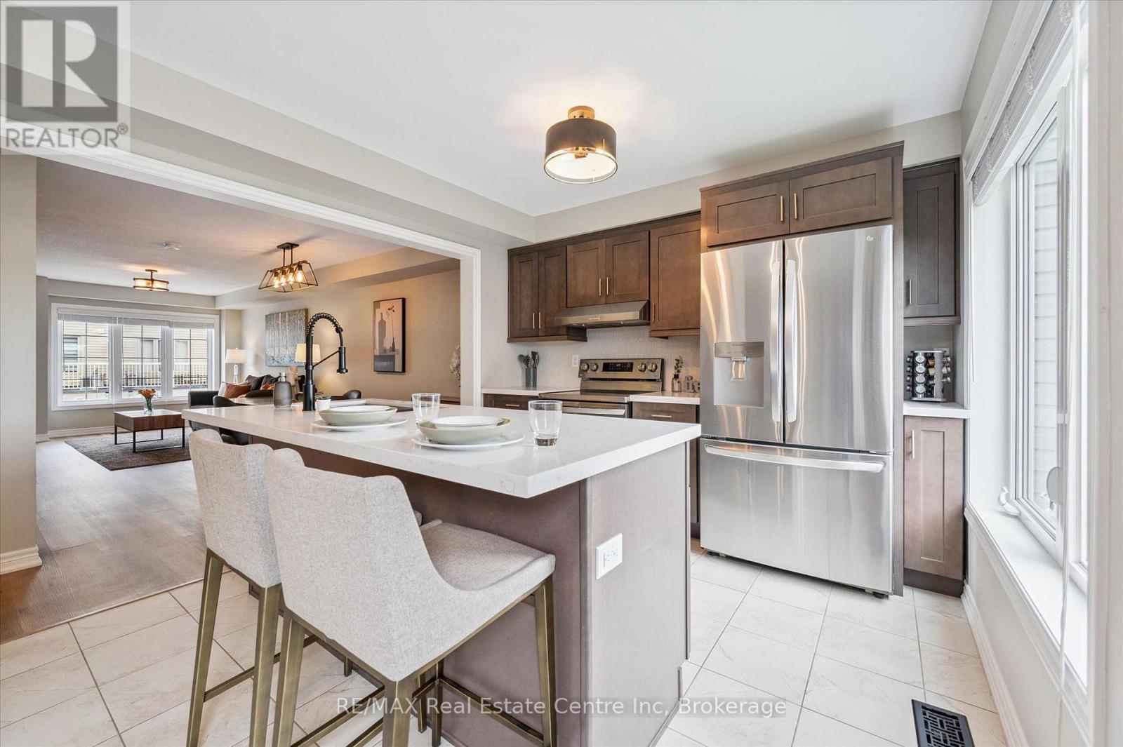 2 - 395 LINDEN DRIVE, Cambridge