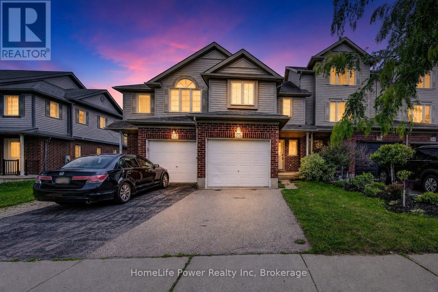 208 FEATHERSTONE CRESCENT, Kitchener