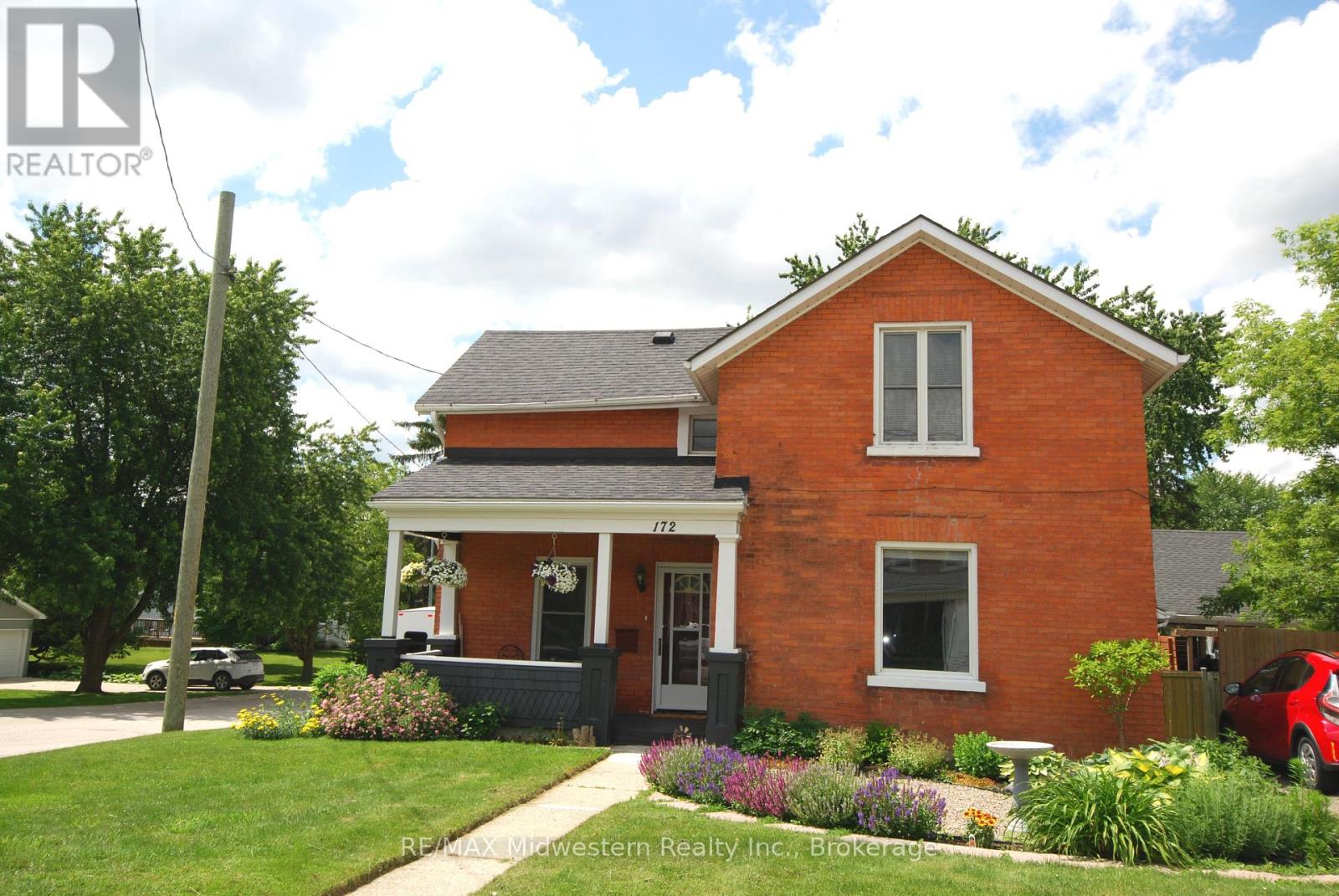 172 ELORA STREET S, Minto