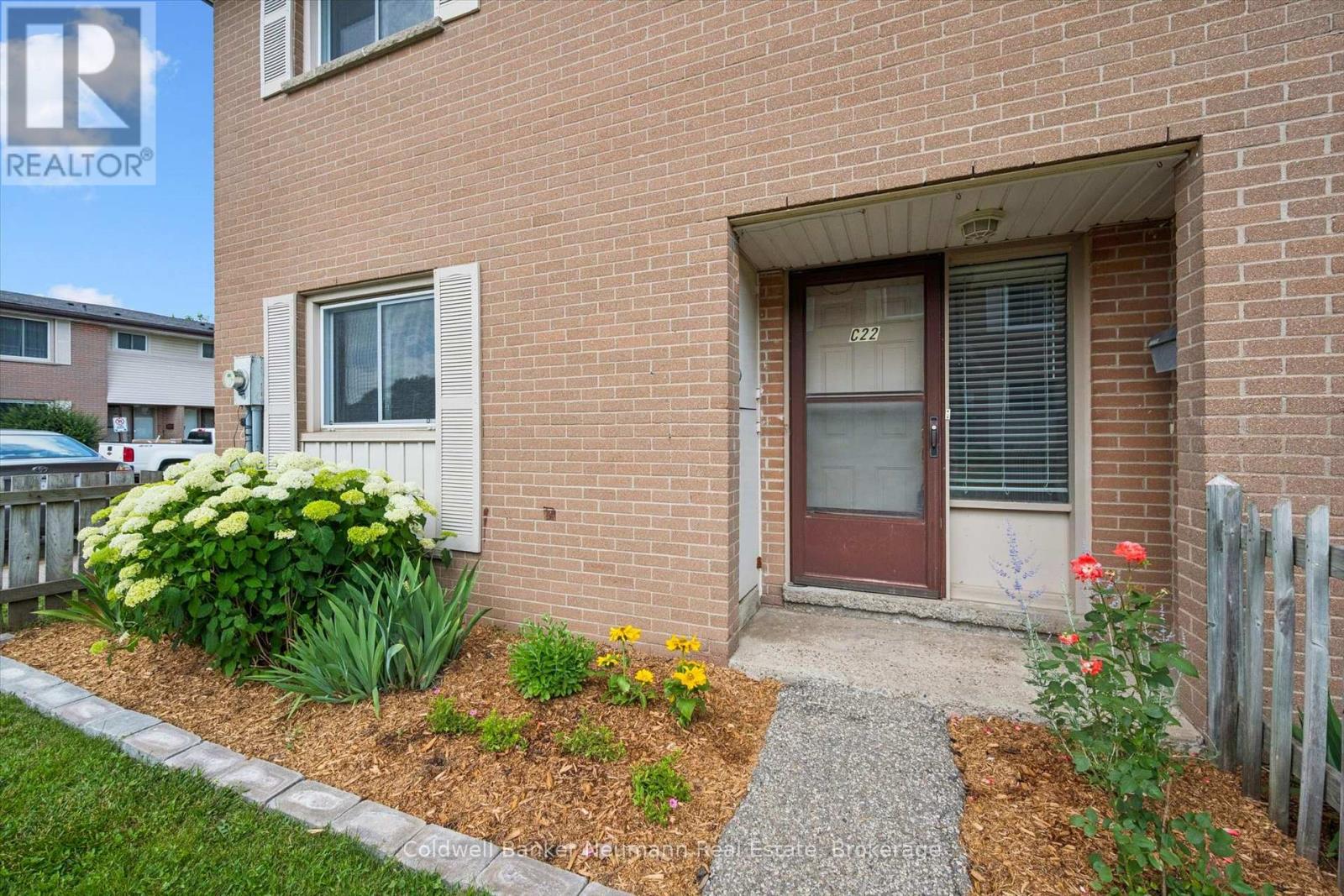C-22 - 427 VICTORIA ROAD N, Guelph (Victoria North)