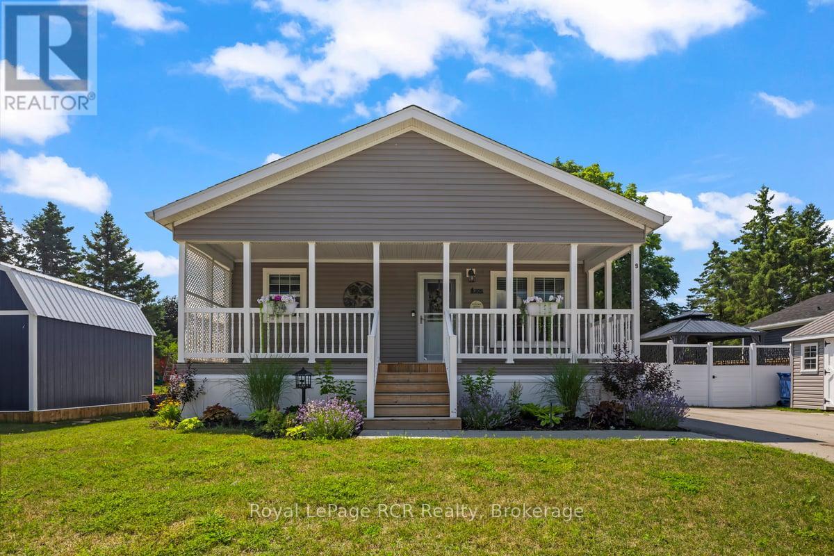 206 SPRUCE DRIVE, West Grey