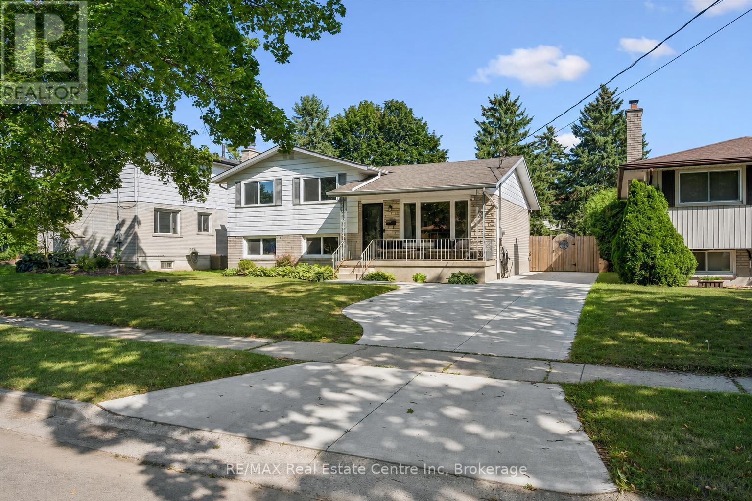35 GOLFVIEW ROAD, Guelph (Victoria North)